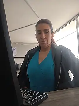 Perla Franco online show from 06-11-26, 06:27