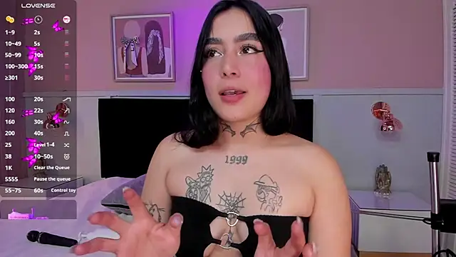 elodie walker online show from 11-22-25, 11:42