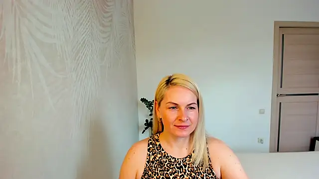 Alicee Gracee online show from 04-07-26, 08:49