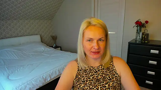 Alicee Gracee online show from 11-20-25, 11:22