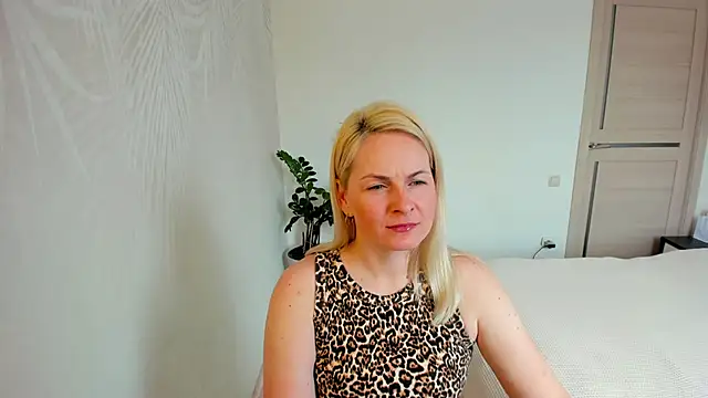 Alicee Gracee online show from 03-27-26, 07:39