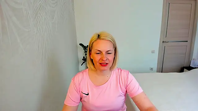 Snapshot of Alicee_Gracee chatting on 04-23-26, 09:27 Alicee Gracee online show from 04-23-26, 09:27