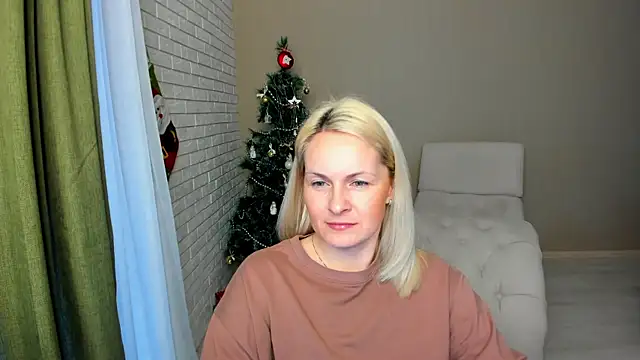 Alicee Gracee online show from 12-17-25, 12:10