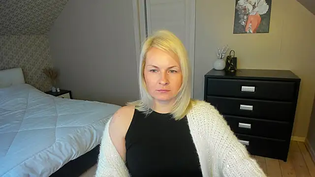 Alicee Gracee online show from 11-28-25, 07:41