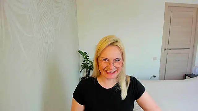 Alicee Gracee online show from 03-30-26, 08:49