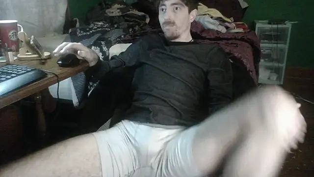 Snapshot of Noorcree chatting on 10-15-25, 03:27 Noorcree online show from 10-15-25, 03:27