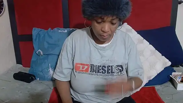 MaximTease24 online show from 06-19-26, 06:47