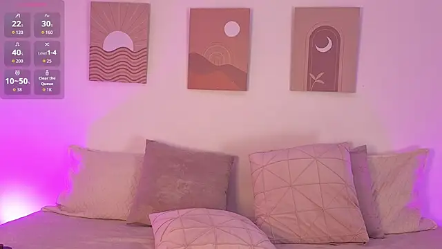 Mia Heartt online show from 12-18-25, 07:18