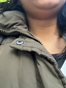 Snapshot of ScarletAss chatting on 09-30-25, 05:13 ScarletAss online show from 09-30-25, 05:13