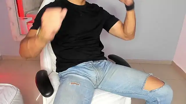 Lucii fer  online show from 12-05-25, 11:31