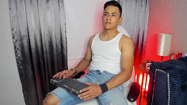 Lucii fer  online show from 02-20-26, 11:34