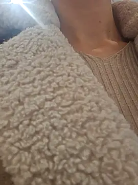 beaverwoman online show from 10-31-25, 08:22