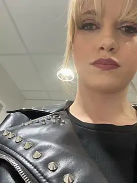 LustfulLuna  online show from 03-03-26, 02:35