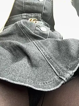 LustfulLuna  online show from 04-01-26, 10:05