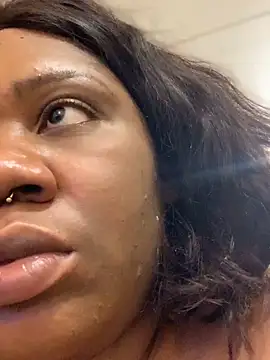 Snapshot of bonbonaumiel chatting on 12-26-24, 07:49 bonbonaumiel online show from 12-26-24, 07:49