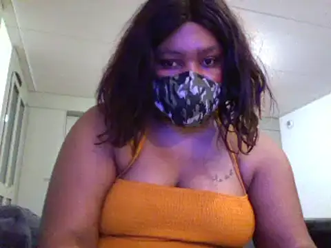 Snapshot of bonbonaumiel chatting on 12-18-24, 03:26 bonbonaumiel online show from 12-18-24, 03:26