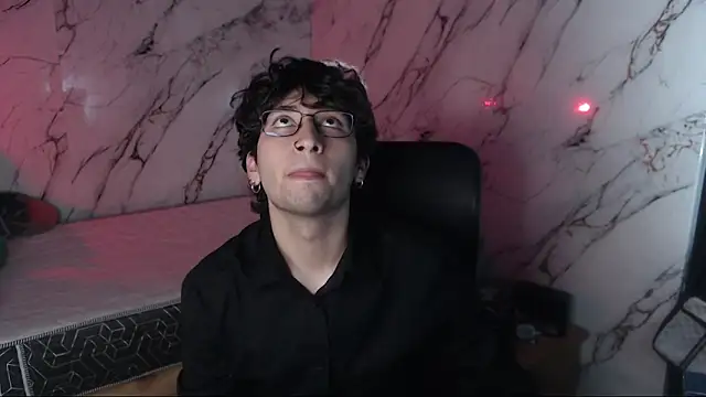 Dereck Dickson online show from 04-07-26, 04:36