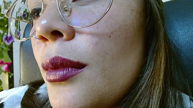 Snapshot of miss_evoleth2 chatting on 03-03-26, 01:12 miss evoleth2 online show from 03-03-26, 01:12