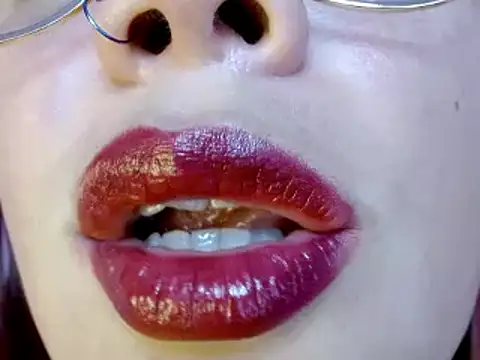 Snapshot of miss_evoleth2 chatting on 02-20-25, 04:50 miss evoleth2 online show from 02-20-25, 04:50