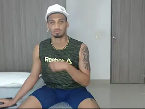 Snapshot of michael_jordanx chatting on 01-04-25, 12:59 michael jordanx online show from 01-04-25, 12:59