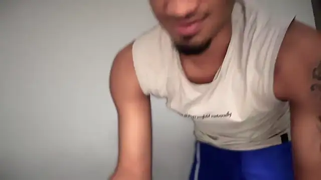 Snapshot of michael_jordanx chatting on 03-17-25, 05:49 michael jordanx online show from 03-17-25, 05:49