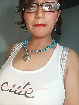 Lucy Chery online show from 03-11-26, 11:32