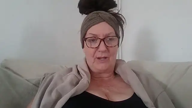 Tillieuk online show from 06-04-26, 01:27