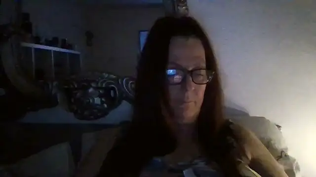 Tillieuk online show from 03-08-26, 01:44