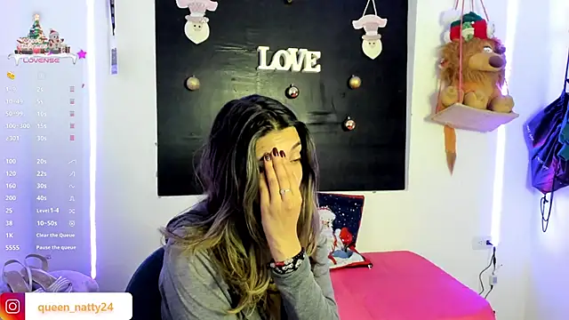 queen-natty online show from 12-19-24, 06:45