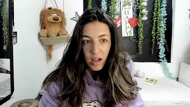 queen-natty online show from 04-15-26, 02:21