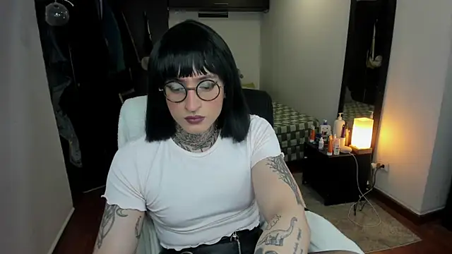 ShiiraVelkor online show from 09-13-25, 09:53