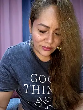 SluttyMilf79 online show from 03-24-26, 04:56