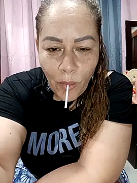 SluttyMilf79 online show from 12-15-25, 04:29