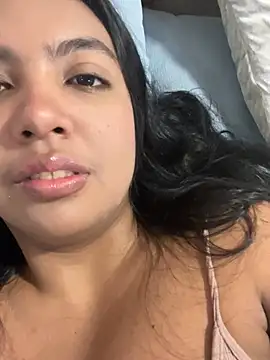 Snapshot of nicole_fisherr chatting on 04-22-26, 06:53 nicole fisherr online show from 04-22-26, 06:53