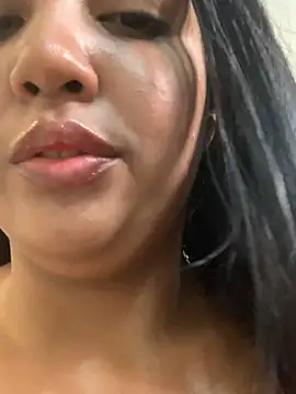 Snapshot of nicole_fisherr chatting on 03-23-25, 04:27 nicole fisherr online show from 03-23-25, 04:27