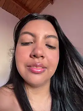 Snapshot of nicole_fisherr chatting on 06-20-26, 08:14 nicole fisherr online show from 06-20-26, 08:14