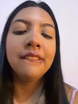Snapshot of nicole_fisherr chatting on 05-17-26, 01:49 nicole fisherr online show from 05-17-26, 01:49