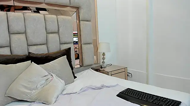 Snapshot of nicole_fisherr chatting on 02-26-25, 05:03 nicole fisherr online show from 02-26-25, 05:03
