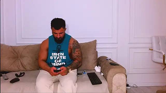 UrsuKing online show from 01-18-25, 09:24