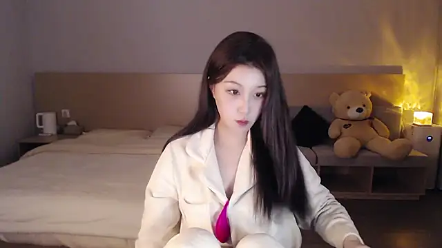 Snapshot of Lucky-baby chatting on 12-28-24, 05:46 Lucky-baby online show from 12-28-24, 05:46