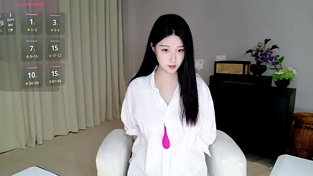 Snapshot of Lucky-baby chatting on 05-04-26, 01:47 Lucky-baby online show from 05-04-26, 01:47