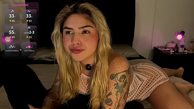 Snapshot of whitesemma chatting on 05-21-26, 01:58 whitesemma online show from 05-21-26, 01:58