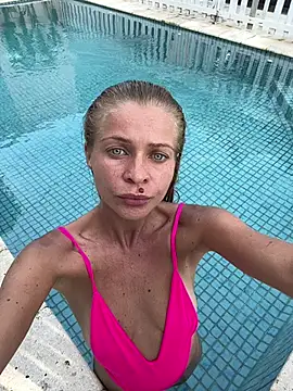 -OliWow- online show from 03-18-26, 08:50