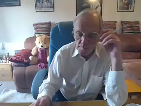 Snapshot of Ferret7777 chatting on 05-17-26, 11:32 Ferret7777 online show from 05-17-26, 11:32