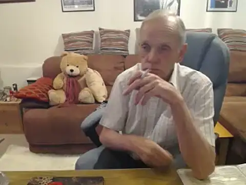 Snapshot of Ferret7777 chatting on 07-01-26, 07:03 Ferret7777 online show from 07-01-26, 07:03