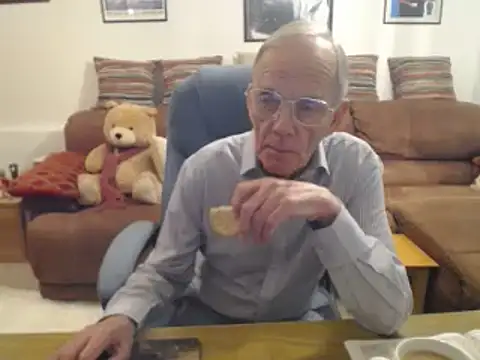 Ferret7777 online show from 04-18-26, 08:31