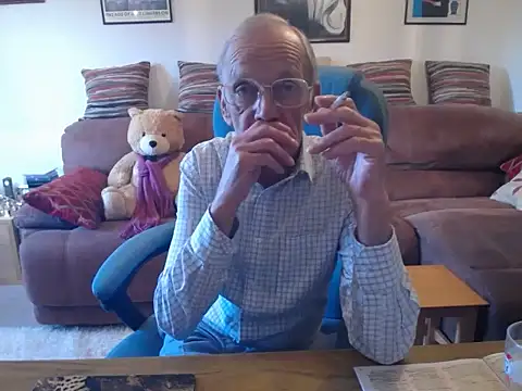 Ferret7777 online show from 10-29-25, 03:00