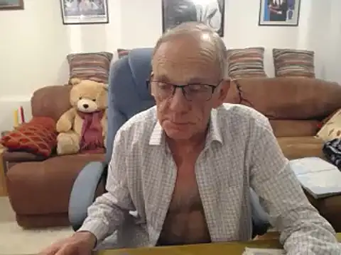 Snapshot of Ferret7777 chatting on 03-22-25, 10:59 Ferret7777 online show from 03-22-25, 10:59