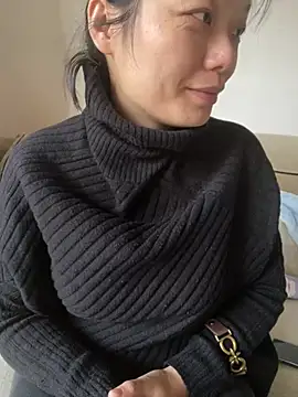 Bella0815 online show from 12-15-24, 07:13