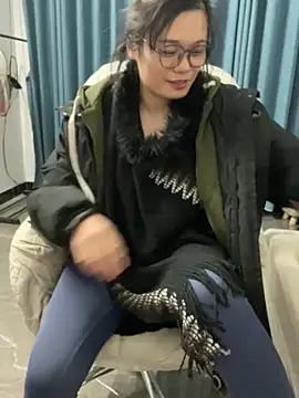 Bella0815 online show from 02-09-25, 10:09